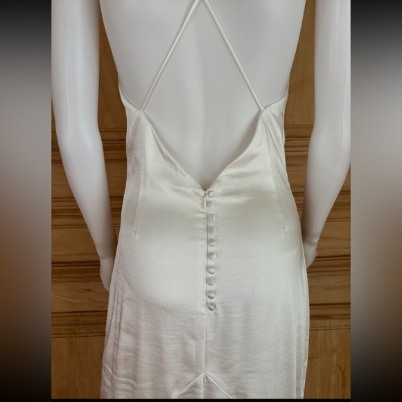 ELLIATT ASILE DRESS - Picture 7 of 7